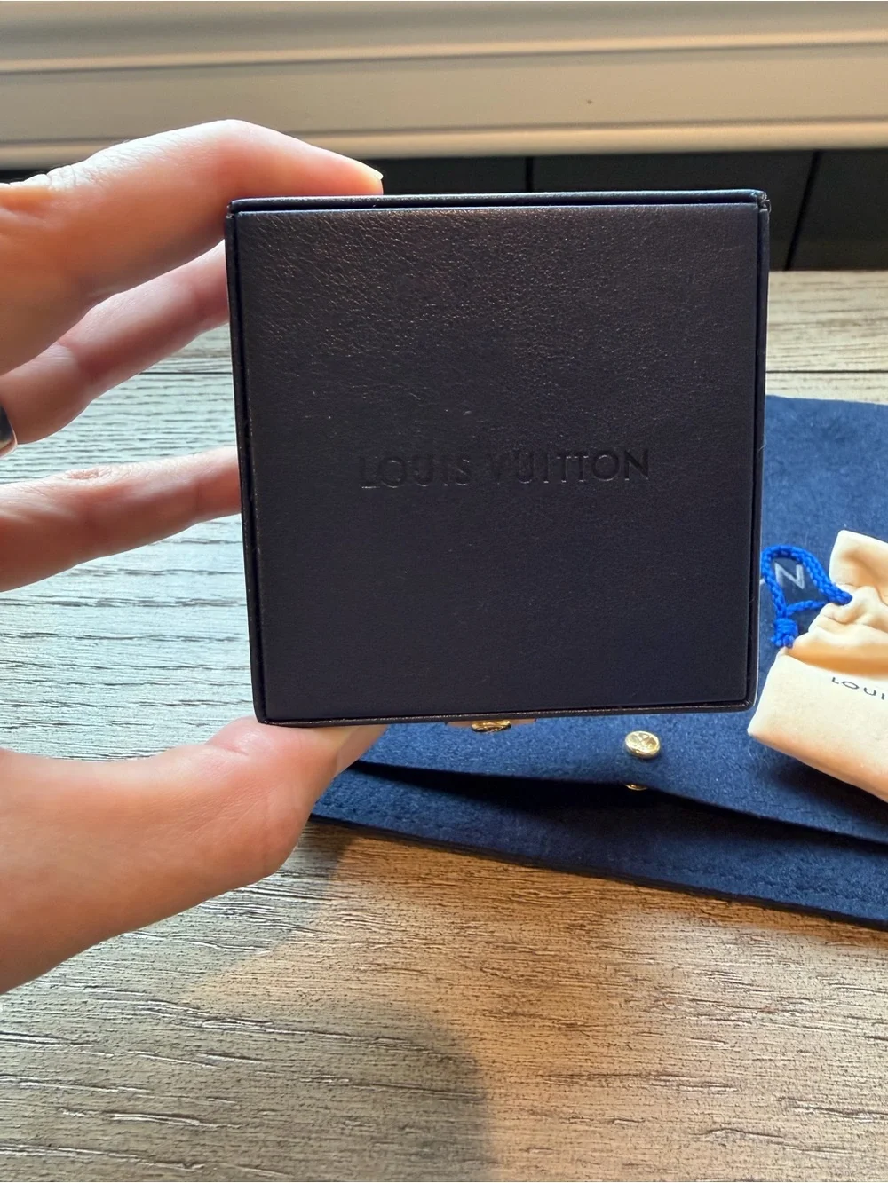 Louis Vuitton Idylle Blossom Pendant white gold and diamond